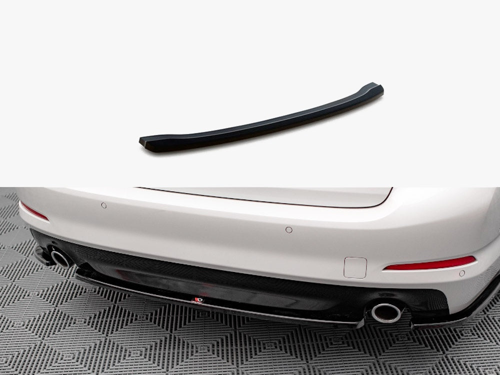 Central Rear Splitter compatible with BMW 5 Sedan G30