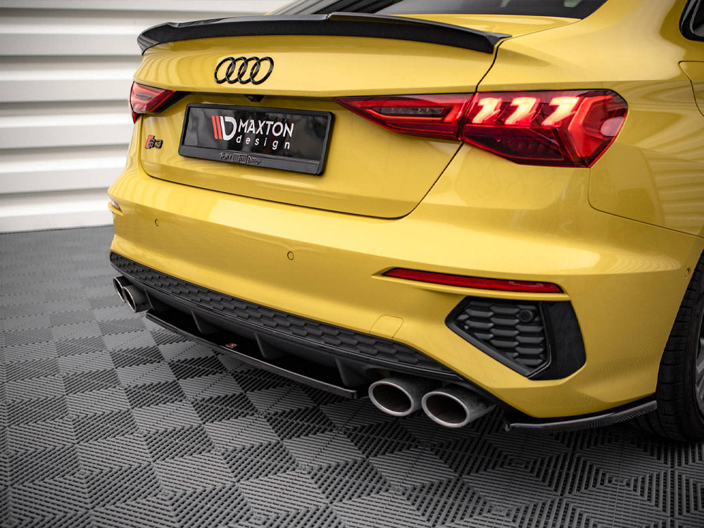 Central Rear Splitter compatible with Audi S3 Sedan 8Y