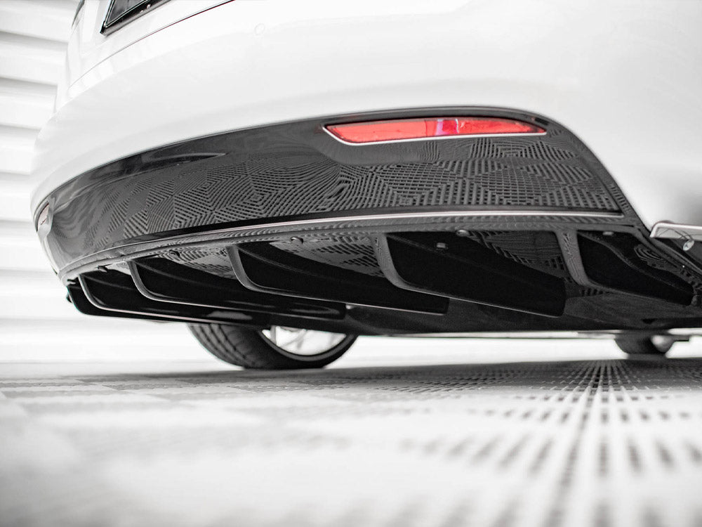 Rear Valance compatible with Tesla Model S Facelift