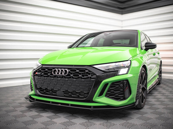 Street PRO Front Splitter V.1 + Flaps Audi RS3 8Y (2020-)