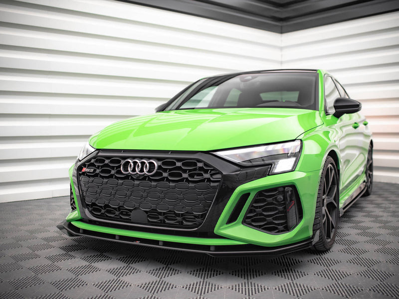Street PRO Front Splitter V.1 + Flaps Audi RS3 8Y (2020-)