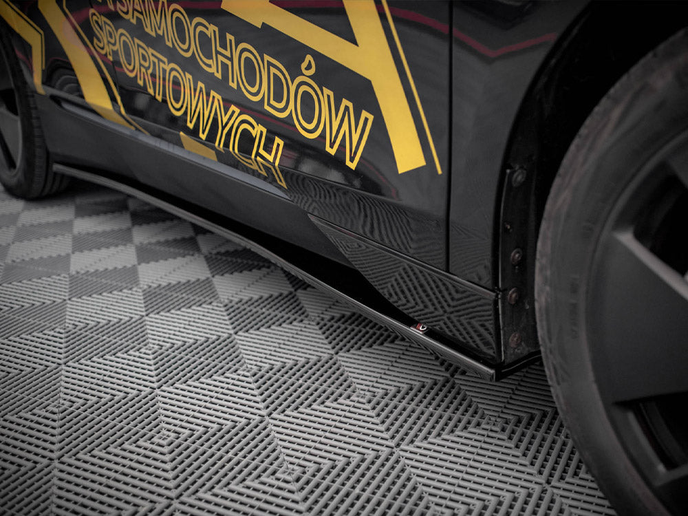 Side Skirts Diffusers compatible with BMW i3 Mk1 Facelift
