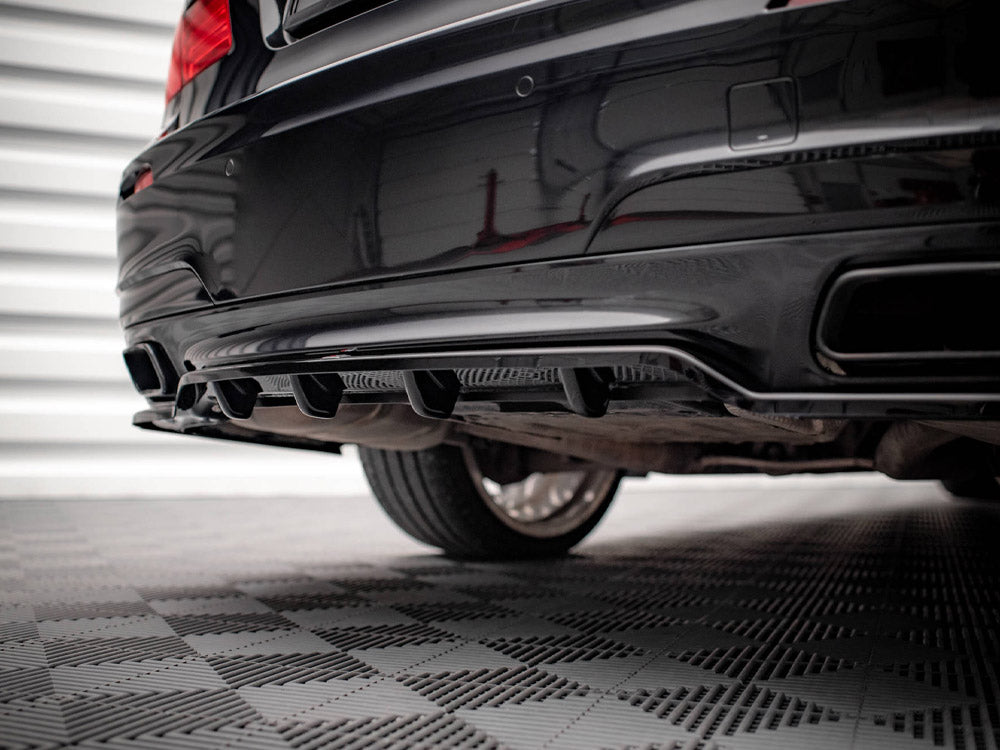 Rear Splitter (Vertical Bars) compatible with BMW 7 M-Pack F01