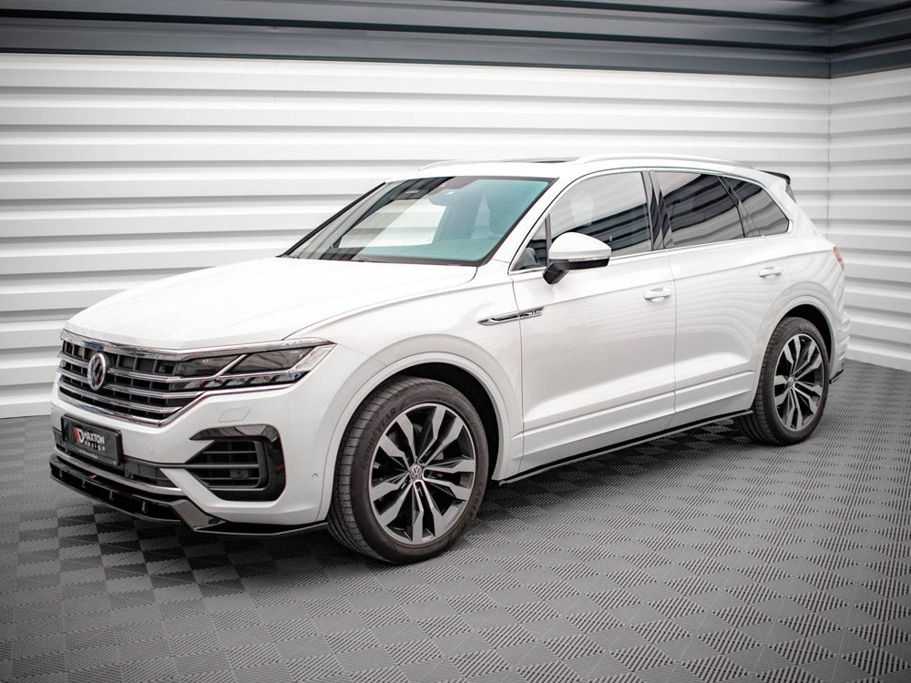 Side Skirts Diffusers compatible with Volkswagen Touareg R-Line Mk3