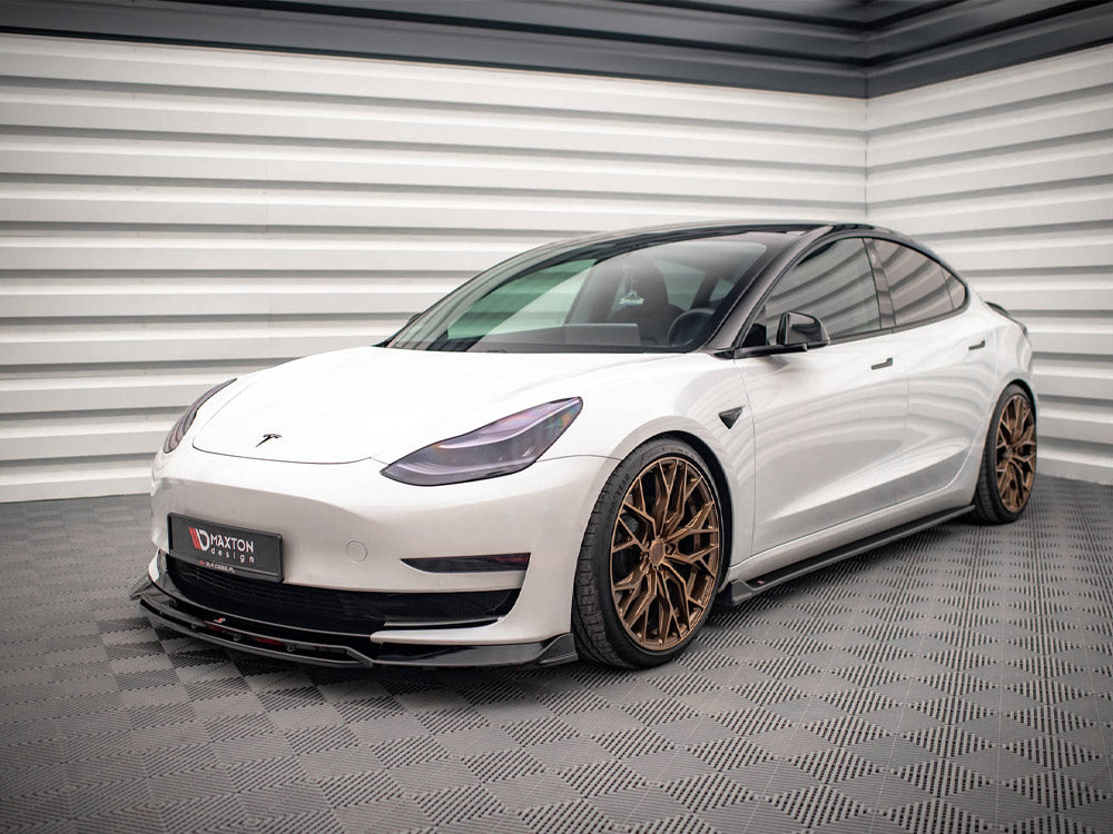Side Skirts Diffusers V.2 Tesla Model 3 (2017-)