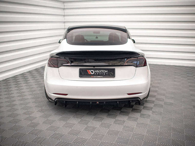 Rear Valance V.2 Tesla Model 3 (2017-)