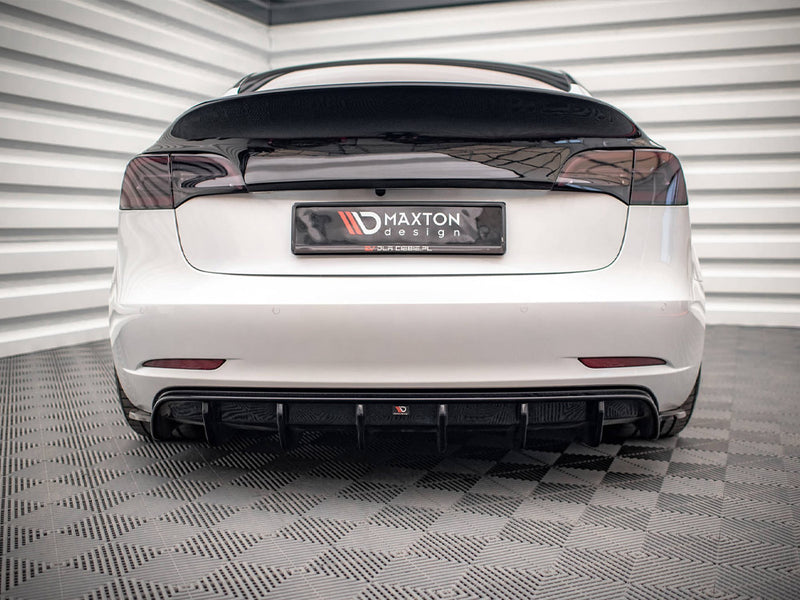Rear Valance V.2 Tesla Model 3 (2017-)