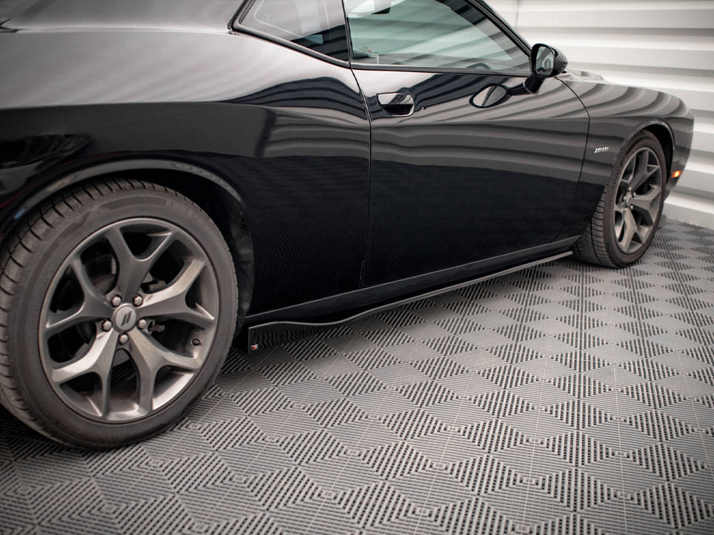 Side Skirts Diffusers compatible with Dodge Challenger R/T Mk3 Facelift
