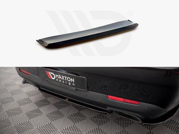 MAXTON DESIGN Central Rear Splitter Dodge Challenger RT Mk3 Facelift (2014-)