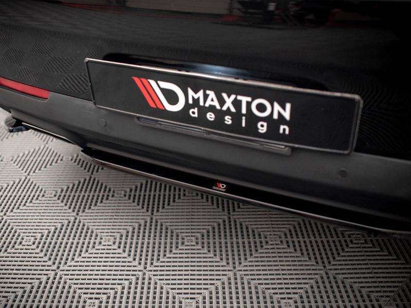 MAXTON DESIGN Central Rear Splitter Dodge Challenger RT Mk3 Facelift (2014-)