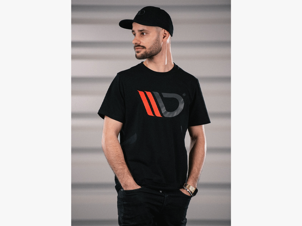 Classic Tshirt Mens - Black - V.1