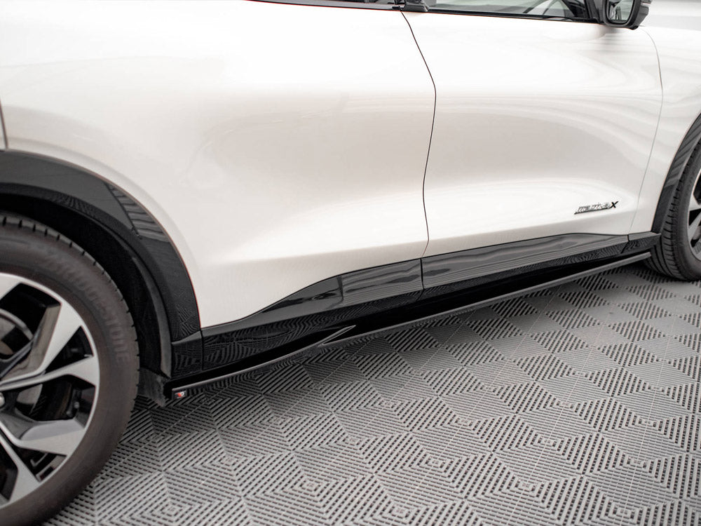 Side Skirts Diffusers compatible with Ford Mustang Mach-e Mk1