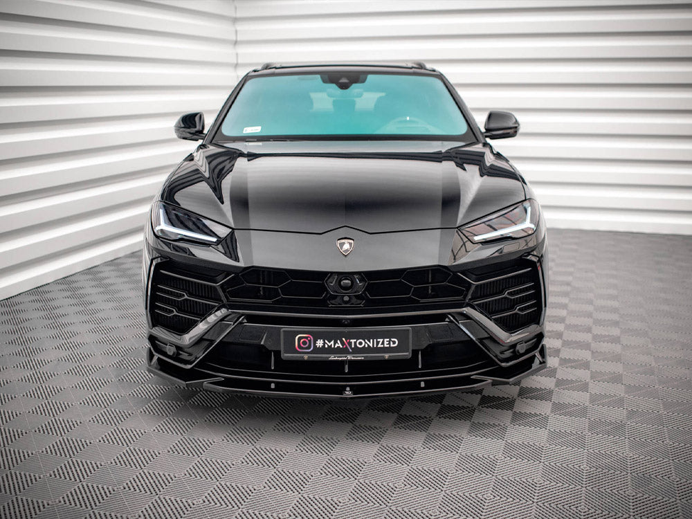 Front Splitter V.2 compatible with Lamborghini URUS Mk1