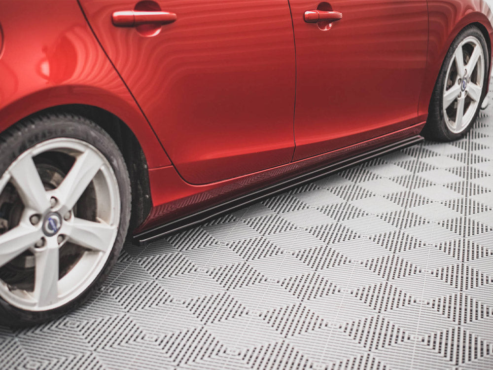 Side Skirts Diffusers compatible with Volvo V40 (2012-2019)