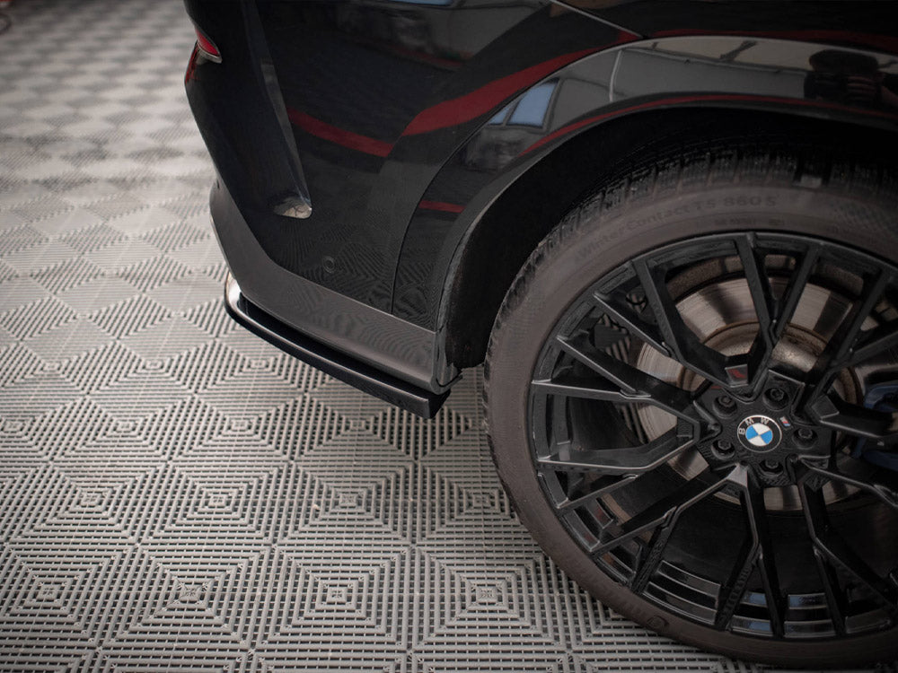 MAXTON DESIGN Central Rear Splitter (Vertical Bars) V.2 BMW X6 M-Pack G06