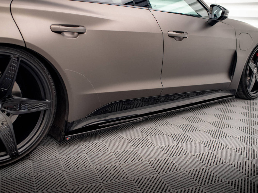 Side Skirts Diffusers V.1 compatible with Audi e-tron GT / RS GT Mk1