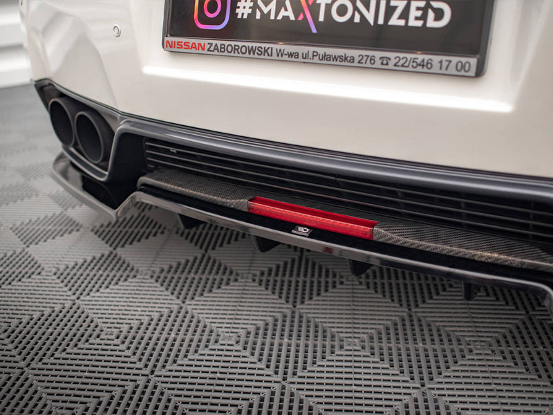 MAXTON DESIGN Central Rear Splitter (Vertical Bars) Nissan GTR R35 Facelift