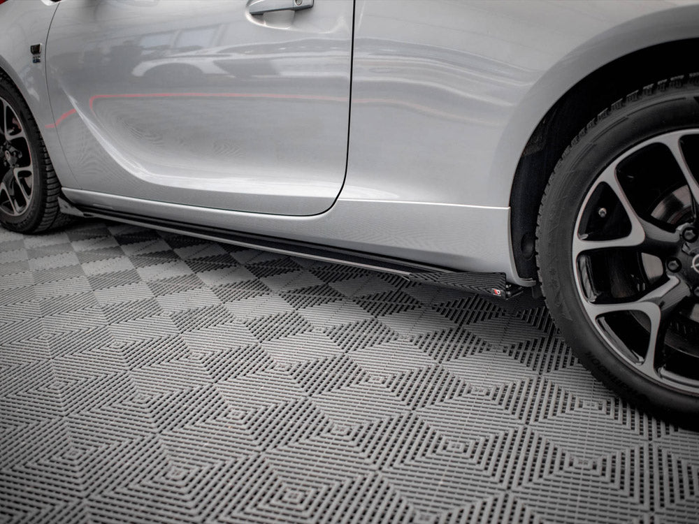 Side Flaps compatible with Opel Astra GTC OPC Line J