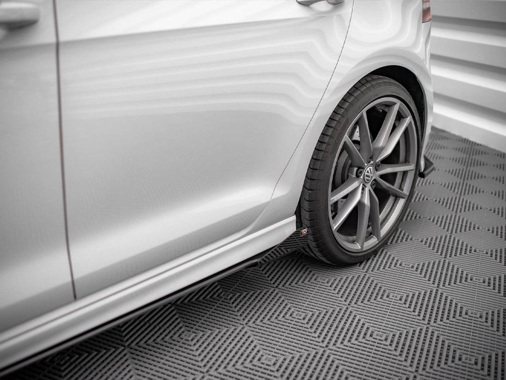Side Flaps compatible with VW Golf R Mk7