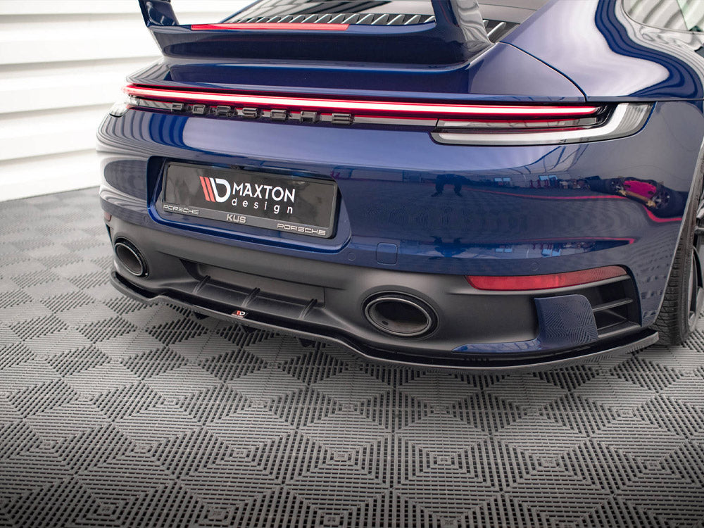 MAXTON DESIGN Central Rear Splitter V.1 (Vertical Bars) Porsche 911 Carrera Aero 992