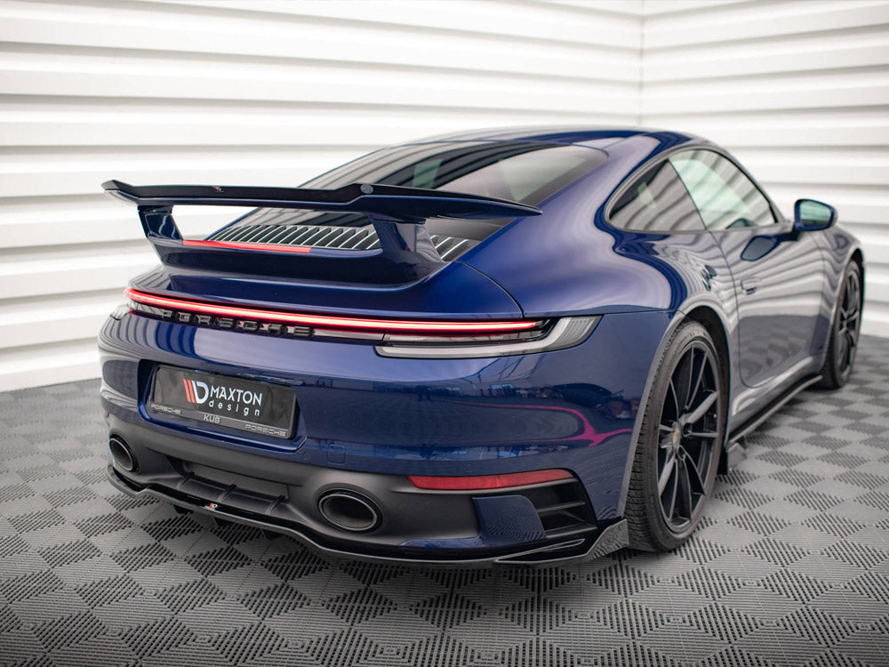 MAXTON DESIGN Central Rear Splitter V.2 (Vertical Bars) Porsche 911 Carrera Aero 992