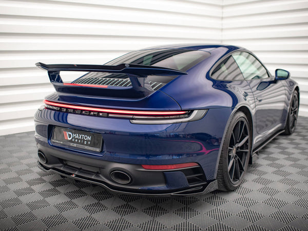 MAXTON DESIGN Central Rear Splitter V.2 (Vertical Bars) Porsche 911 Carrera Aero 992