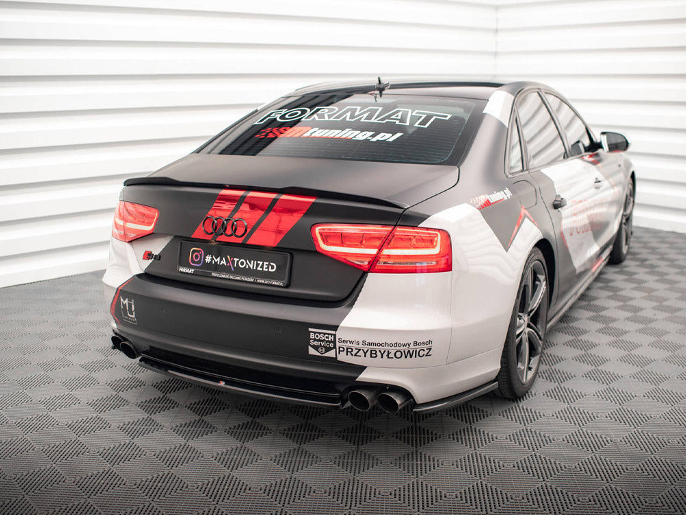 Central Rear Splitter compatible with Audi S8 D4