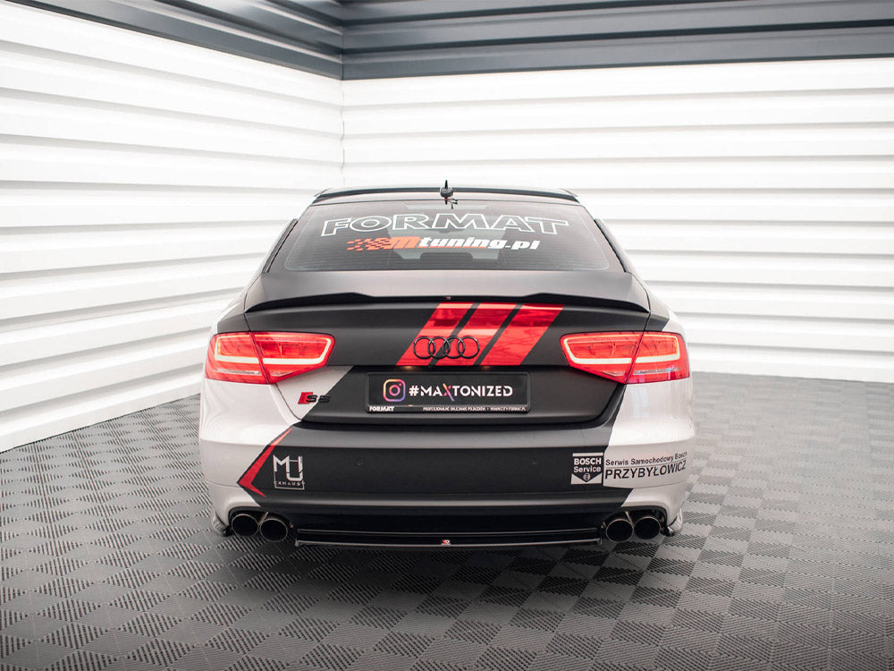 Central Rear Splitter compatible with Audi S8 D4