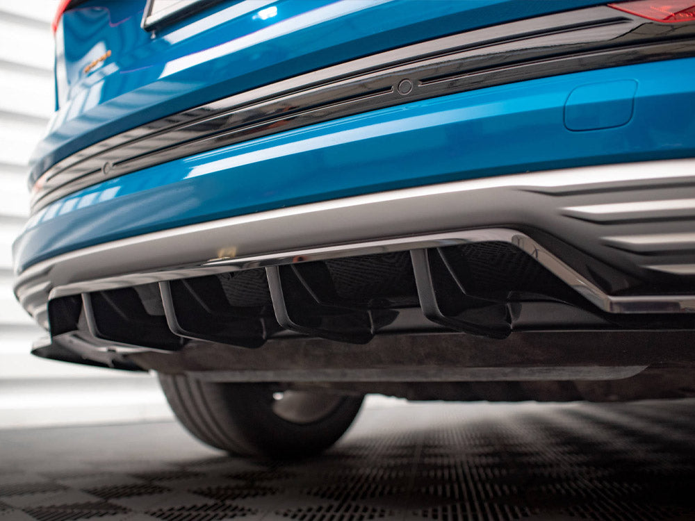 Rear Splitter (Vertical Bars) compatible with Audi e-tron