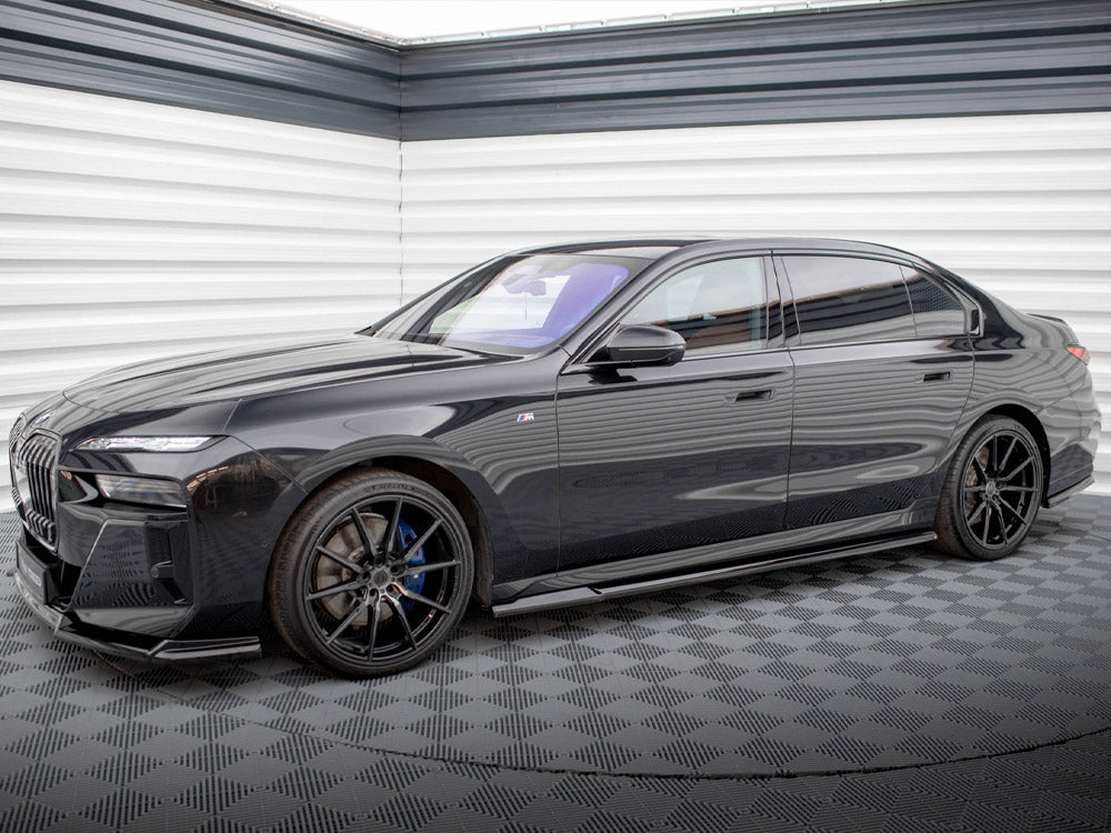 Side Skirt Diffusers V.1 compatible with BMW 740d xDrive M-Pack / 740i xDrive M-Pack G70
