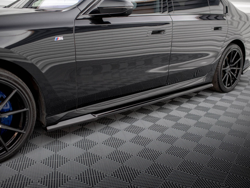 Side Skirt Diffusers V.1 compatible with BMW 740d xDrive M-Pack / 740i xDrive M-Pack G70