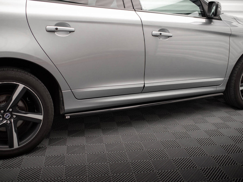 Side Skirts Diffusers compatible with Volvo XC60 R-Design Mk1 Facelift