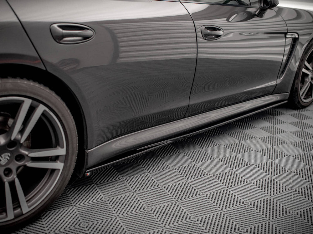 Side Skirts Diffusers V.1 compatible with Porsche Panamera / Panamera Diesel / Panamera Turbo 970