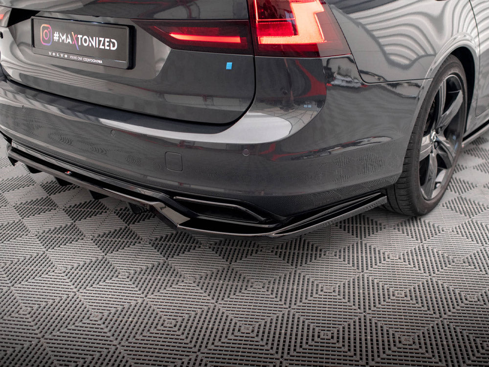 MAXTON DESIGN Central Rear Splitter (Vertical Bars) Volvo V90 R-Design Mk2