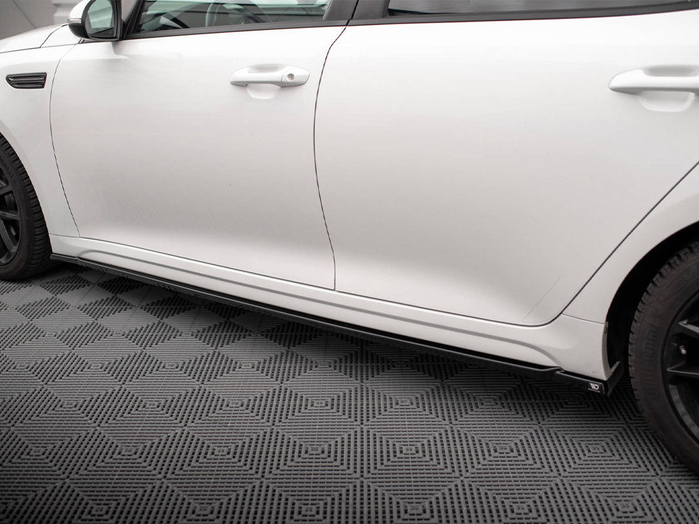 Side Skirts Diffusers compatible with Kia Optima Mk4 Facelift