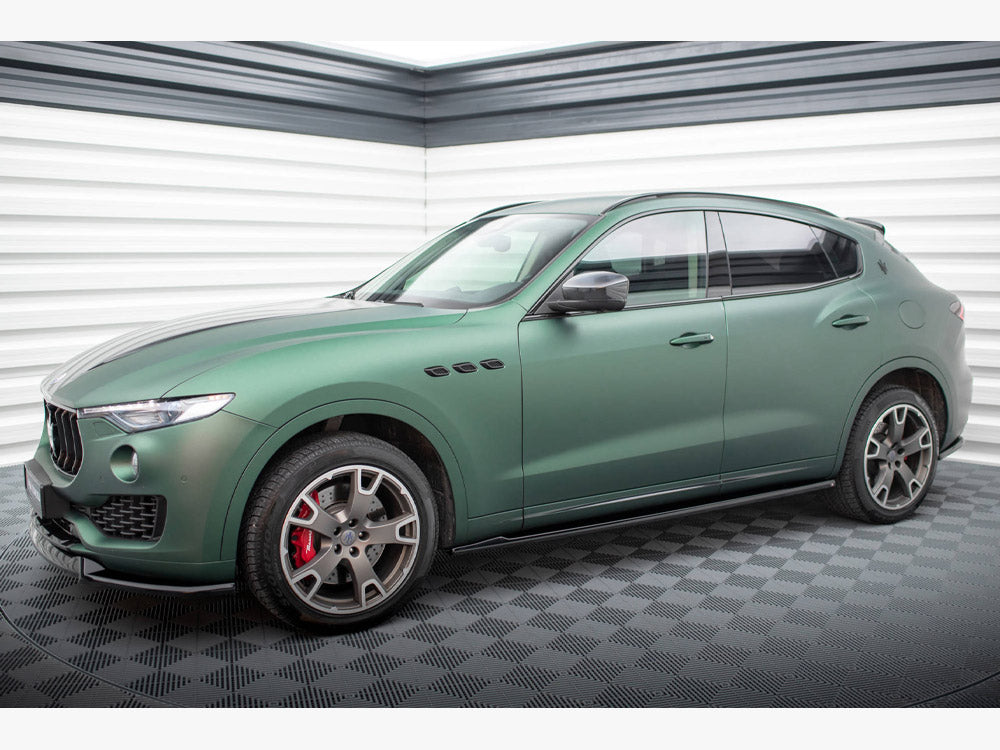 Side Skirts Diffusers compatible with Maserati Levante Mk1