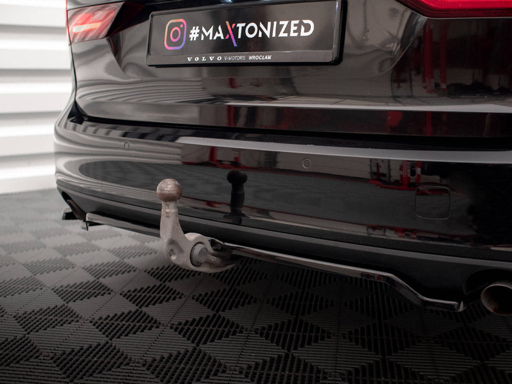 MAXTON DESIGN Central Rear Splitter V.2 (Vertical Bars) Volvo V90 Mk2