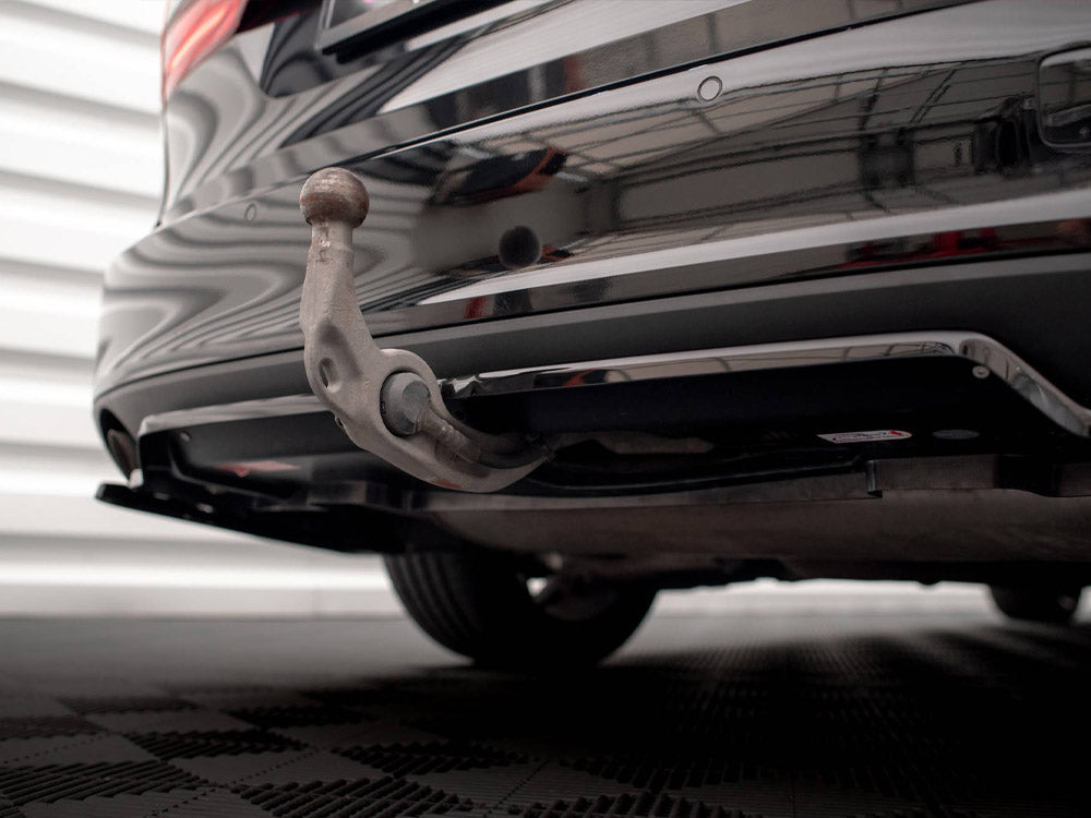 MAXTON DESIGN Central Rear Splitter V.2 (Vertical Bars) Volvo V90 Mk2