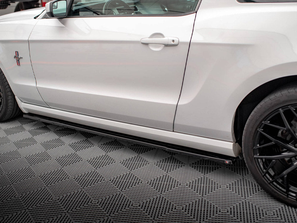 Side Skirts Diffusers Ford Mustang Mk5 Facelift