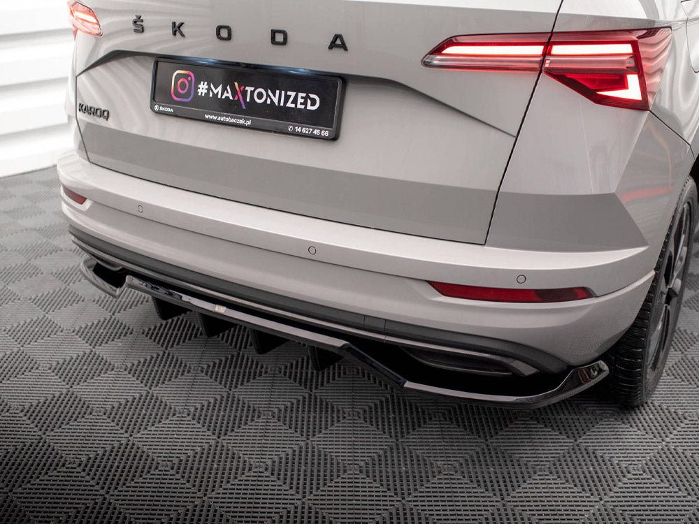 Rear Splitter (Vertical Bars) compatible with Skoda Karoq Sportline Mk1 Facelift - Carbon Look