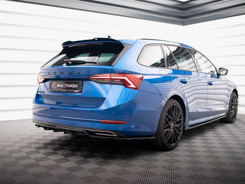 MAXTON DESIGN Central Rear Splitter (Vertical Bars) Skoda Octavia Sportline Mk4