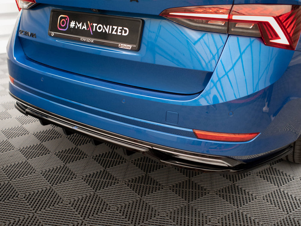 MAXTON DESIGN Central Rear Splitter (Vertical Bars) Skoda Octavia Sportline Mk4