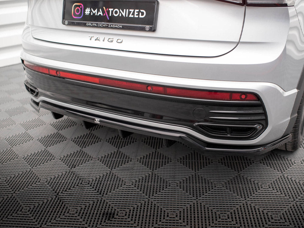 MAXTON DESIGN Central Rear Splitter (Vertical Bars) VW Taigo R-Line Mk1