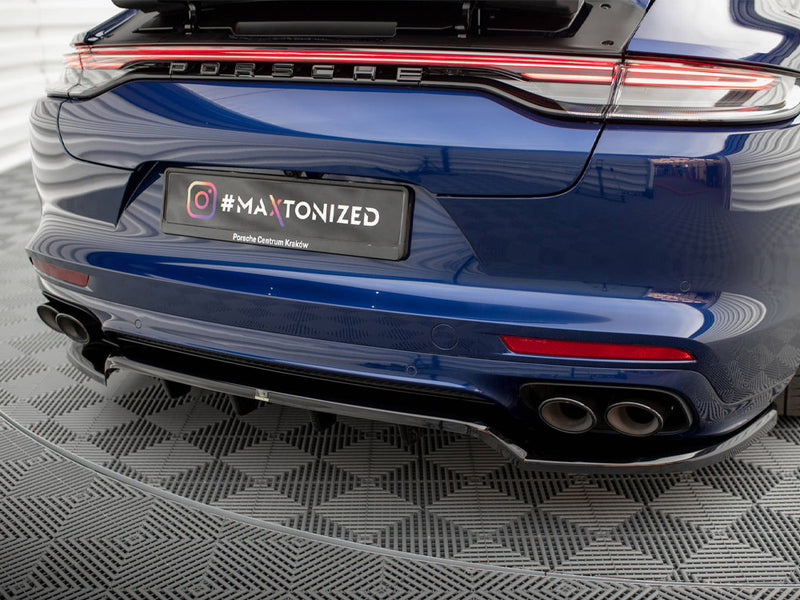 MAXTON DESIGN Central Rear Splitter (Vertical Bars) Porsche Panamera E-Hybrid 971 Facelift
