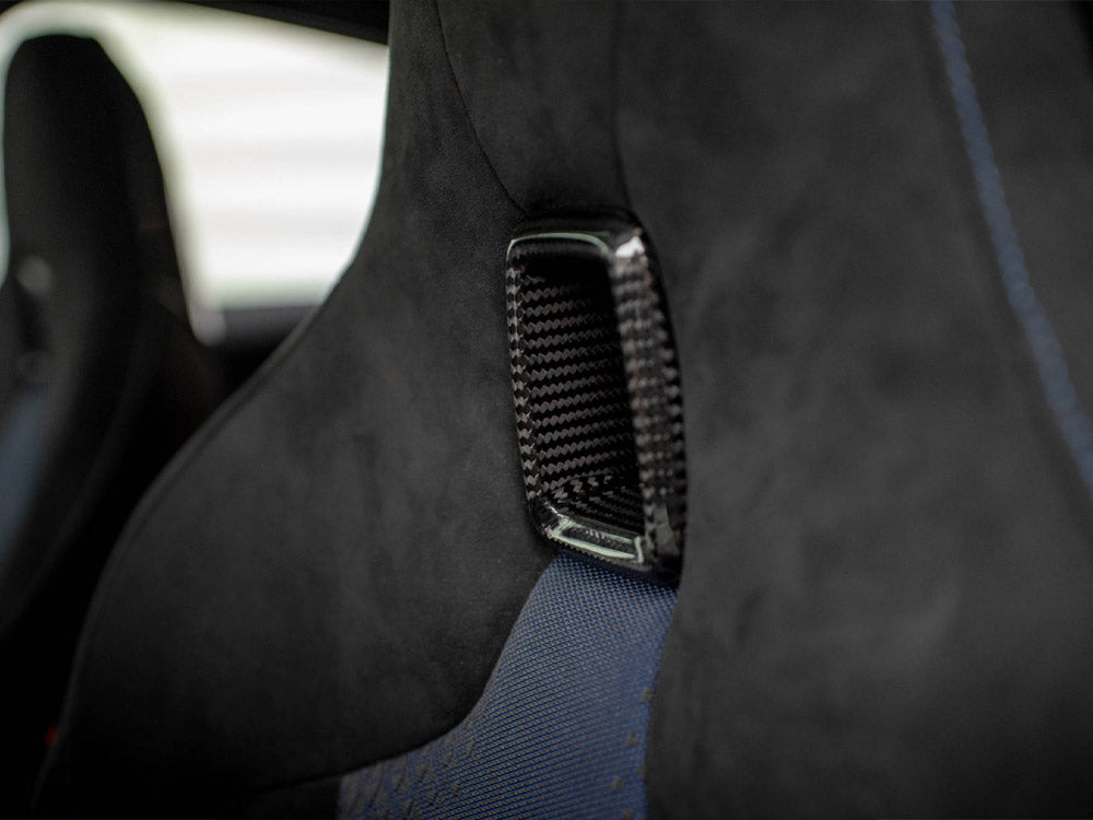 Carbon Fiber Headrests compatible with BMW 1 F40 M135i