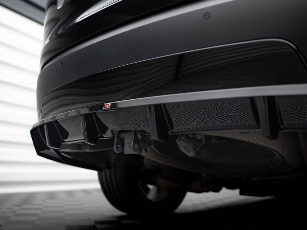 Rear Splitter (Vertical Bars) compatible with Land Rover Discovery HSE Mk5