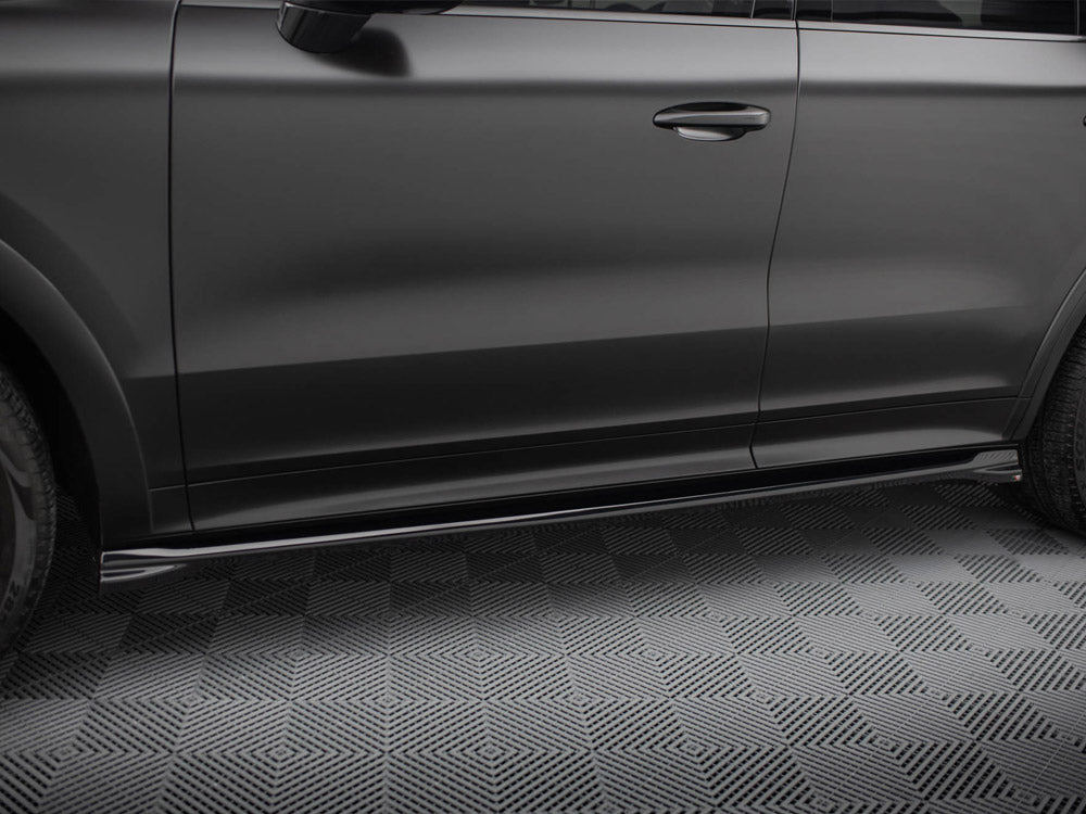 Side Skirt Diffusers V.1 compatible with Porsche Cayenne Sport Design / Turbo SUV / Coupe Mk3 / Mk3 Facelift