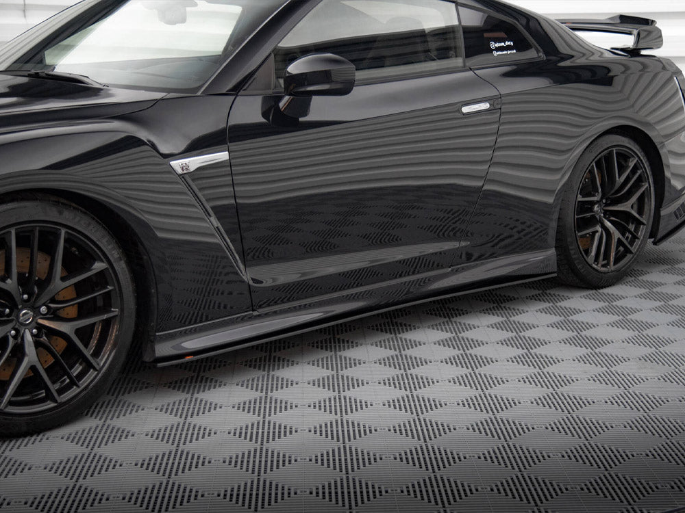Street PRO Side Skirts Diffusers compatible with Nissan GT-R R35 2nd Facelift