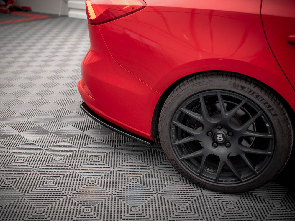 Rear Side Splitters V.5 compatible with Ford Focus ST Estate Mk4