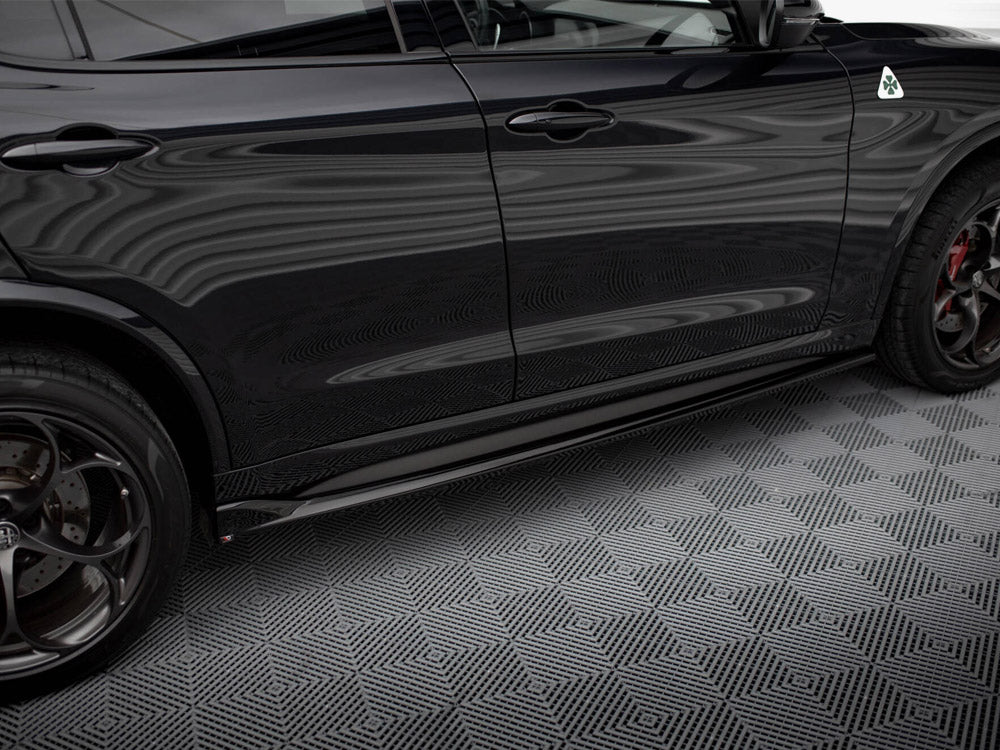 Side Skirts Diffusers compatible with Alfa Romeo Stelvio Quadrifoglio Mk1